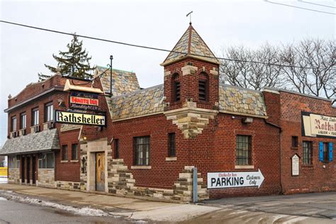 Dakota inn detroit - The Dakota Inn Rathskeller, Detroit: See 78 unbiased reviews of The Dakota Inn Rathskeller, rated 4 of 5 on Tripadvisor and ranked #182 of 1,156 restaurants in Detroit.
